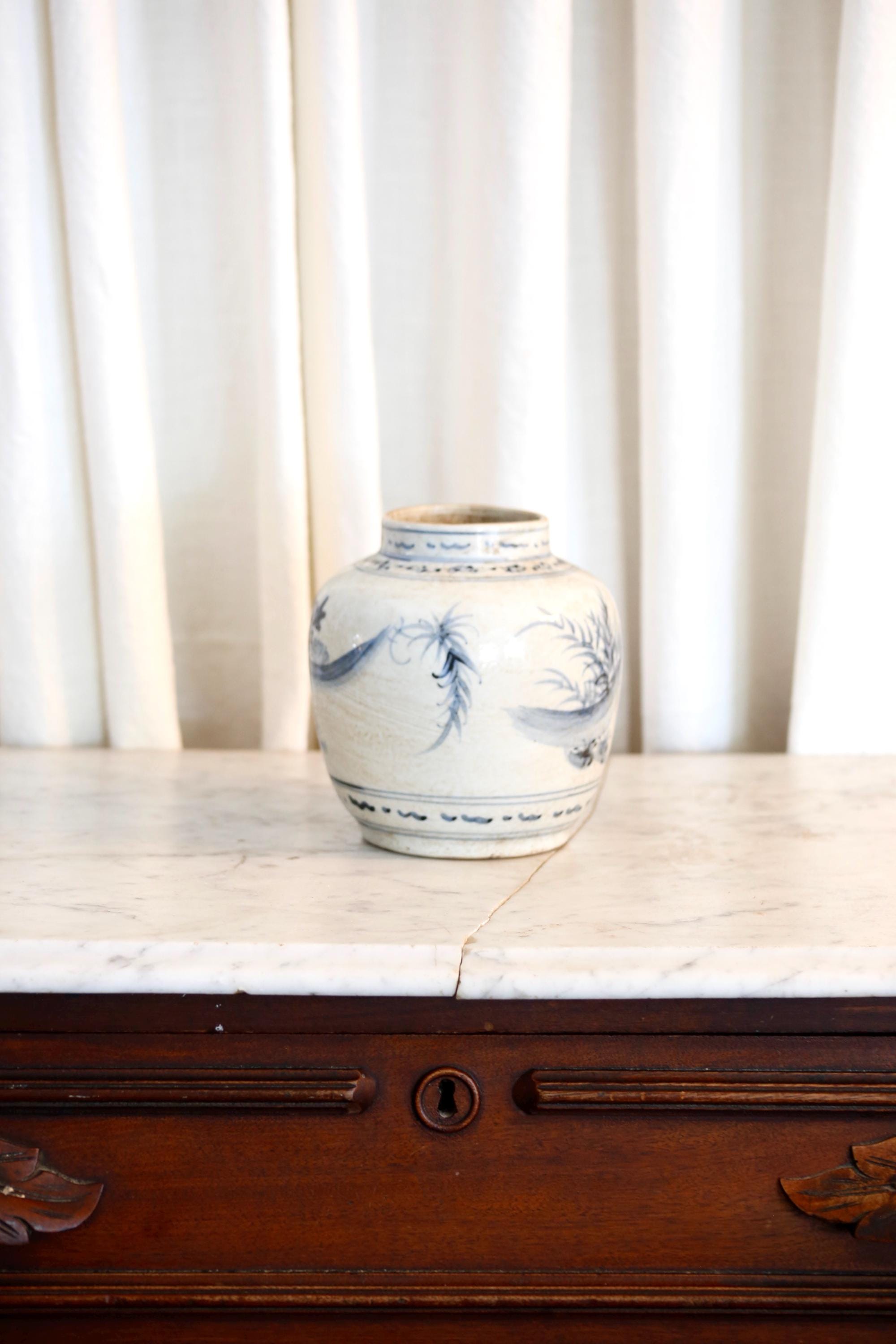 Hand Painted Chinese Porcelain Ginger Jar